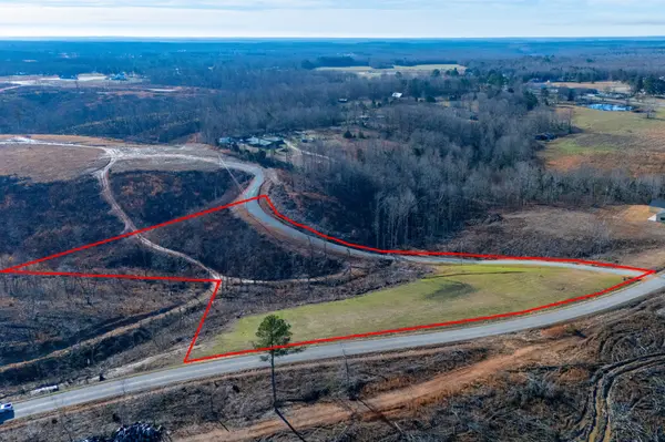 1379 Little Swan Creek Rd, Hohenwald, TN 38462