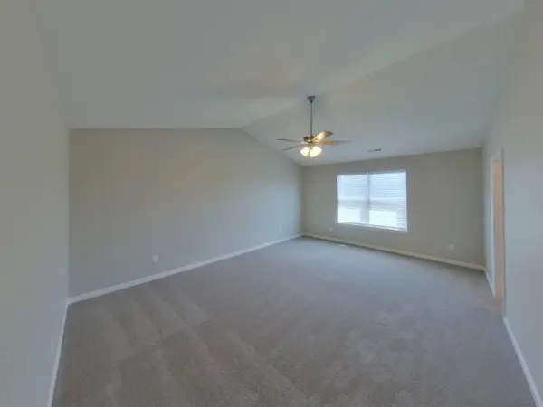 3204 Dizzy Dean Dr, Murfreesboro, TN 37128