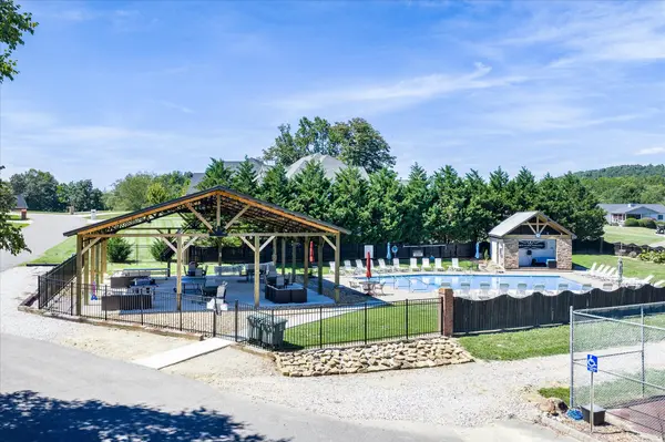411 Auguste Cir, Cookeville, TN 38506