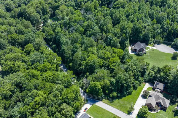 461 S Plantation Dr, Cookeville, TN 38506
