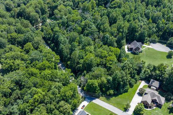 461 S Plantation Dr, Cookeville, TN 38506