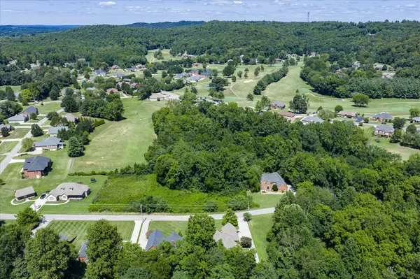 461 S Plantation Dr, Cookeville, TN 38506