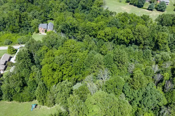 461 S Plantation Dr, Cookeville, TN 38506