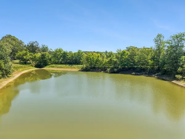 8272 Burgess Falls Rd, Baxter, TN 38544