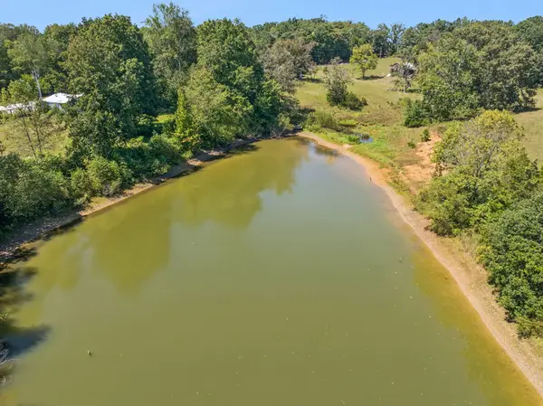 8272 Burgess Falls Rd, Baxter, TN 38544