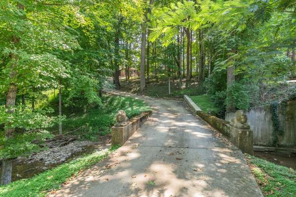 711 Hill Rd, Brentwood, TN 37027
