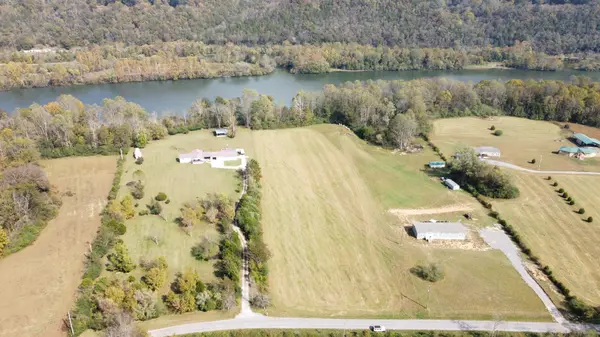 16 Fairground Lane, Whitleyville, TN 38588