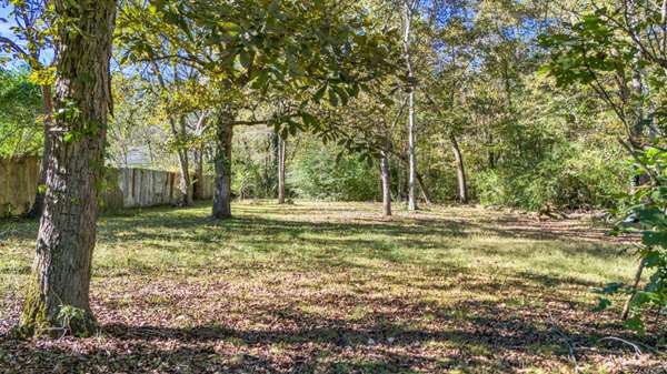 6807 Levi Road, Hixson, TN 37343