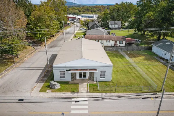310 N Spring St, Mcminnville, TN 37110