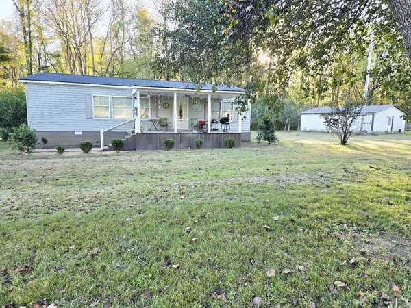 502 Case Rd, Prospect, TN 38477