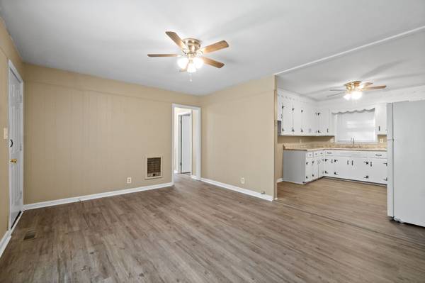 96 Chapel St, Clarksville, TN 37042