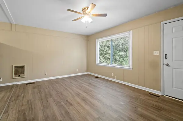 96 Chapel St, Clarksville, TN 37042