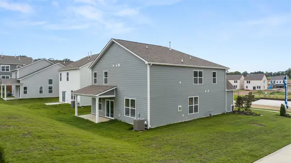 2412 Williams Ridge Dr, Columbia, TN 38401