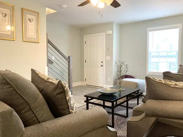 915 Sinclair Dr, Clarksville, TN 37042