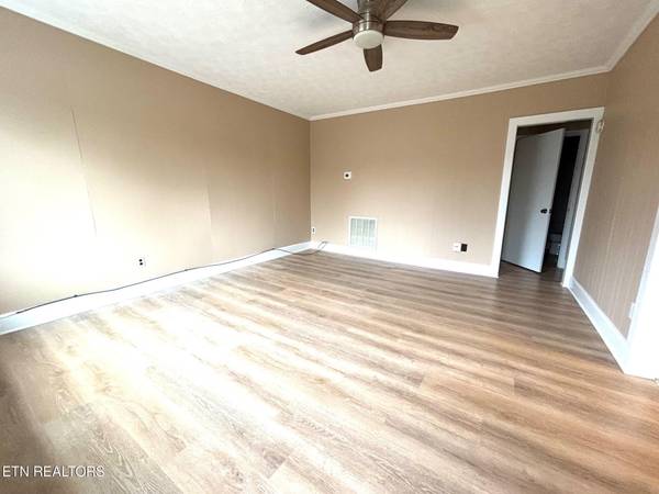 7005 Washington Pike #A, Corryton, TN 37721