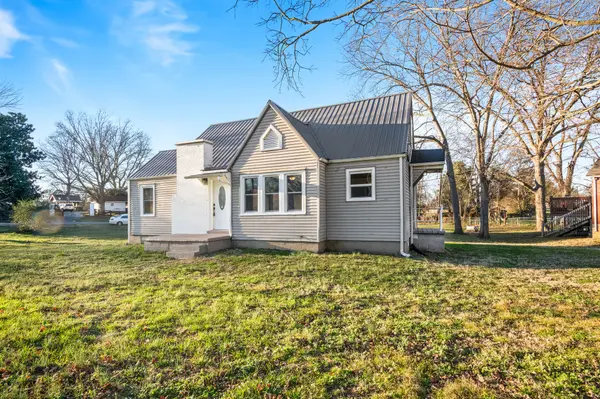 508 Lewis Ave, Shelbyville, TN 37160