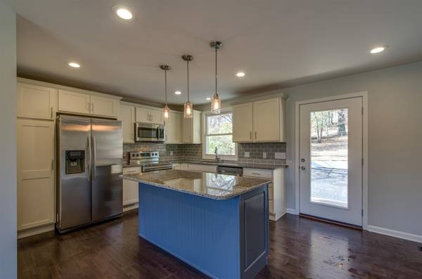 4811 Milner Dr, Nashville, TN 37211
