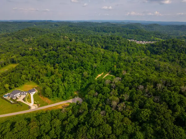 1020 Cartwright Close Dr, Brentwood, TN 37027