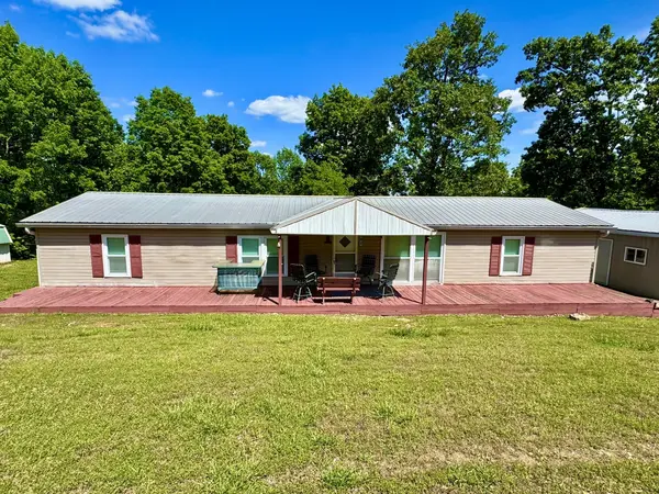 46 Bluff Point Ridge Rd, Waverly, TN 37185