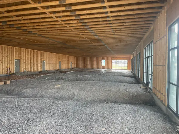 2585B Old Russellville Pike, Clarksville, TN 37040