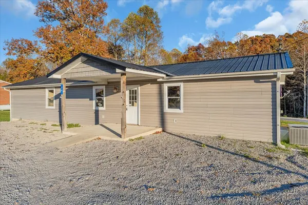 36 SR 399, Palmer, TN 37365