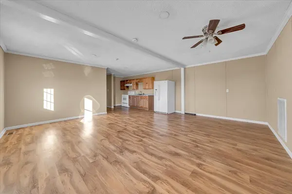 36 SR 399, Palmer, TN 37365