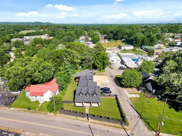 1513 Highland Ave, Columbia, TN 38401
