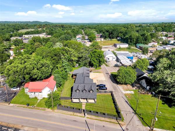 1513 Highland Ave, Columbia, TN 38401