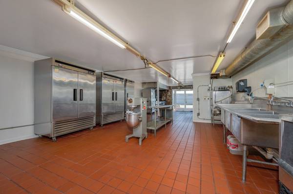 229 N 1st St, Pulaski, TN 38478