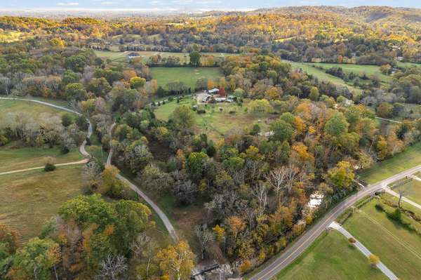 150 Nolen Cir, Gallatin, TN 37066