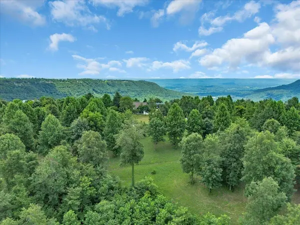 725 Sunset Circle, Jasper, TN 37347