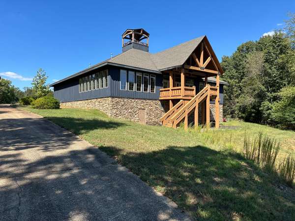 900 Olde Tennessee Trl, Springville, TN 38256