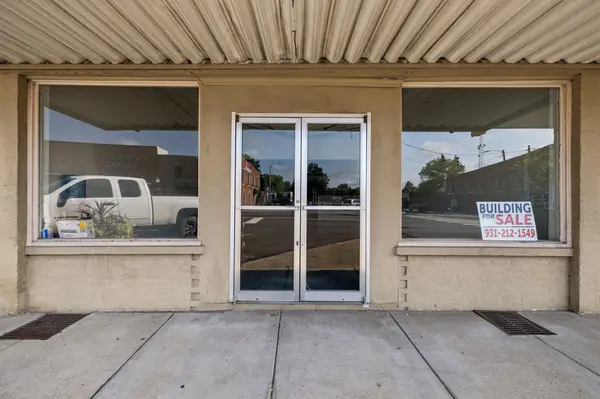 37 E Main St, Hohenwald, TN 38462
