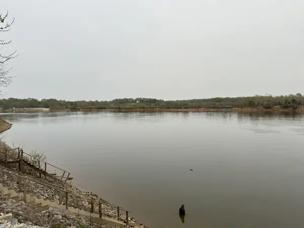2700 CATFISH LN, Crump, TN 38327