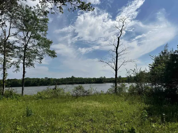 0 CATFISH LN, Crump, TN 38327