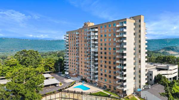 1131 Stringers Ridge Road #11G, Chattanooga, TN 37405