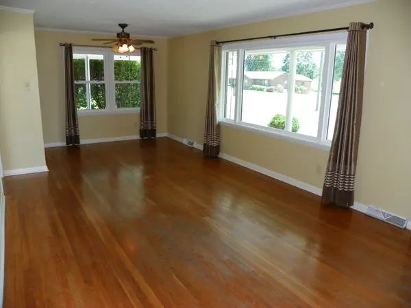 202 Gillen Dr, Sparta, TN 38583