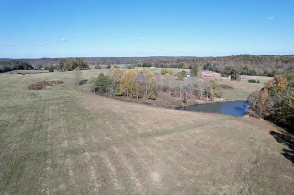 3 Henryville Rd, Summertown, TN 38483