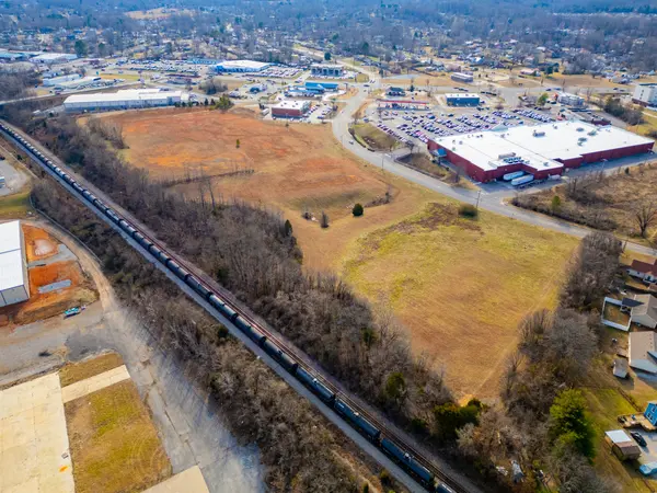 1 17th Ave #E, Springfield, TN 37172