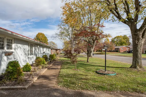 502 9th St, Lawrenceburg, TN 38464