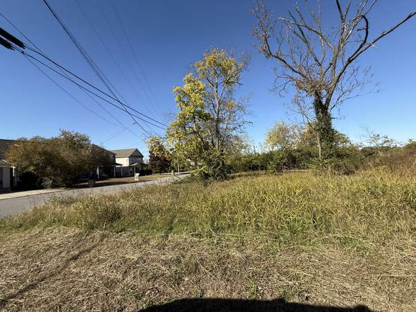 1219 Scovel St, Nashville, TN 37208