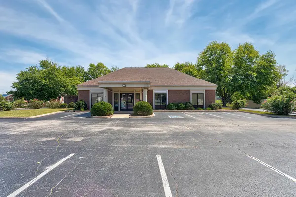 214 N Horton Pkwy, Chapel Hill, TN 37034
