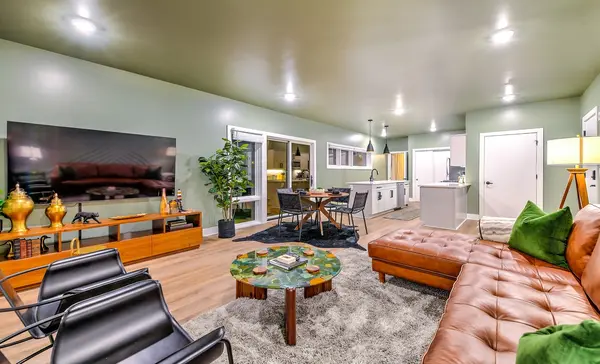 2704 Clifton Ave #402, Nashville, TN 37209