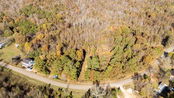 8069 OLD STAGE RD, Adamsville, TN 38310