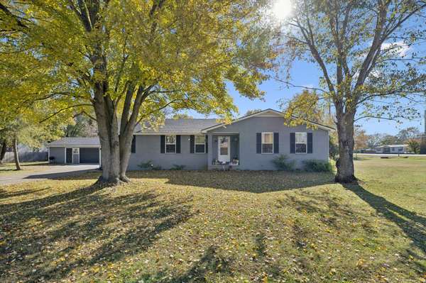 6002 Creekmont Dr, Murfreesboro, TN 37129
