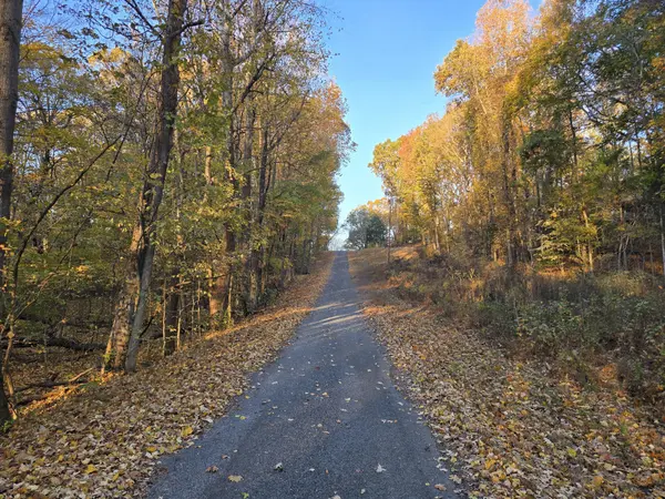 14 Rockcastle Shores, Cadiz, KY 42211