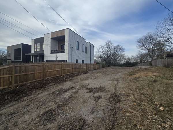 1506 Meridian St, Nashville, TN 37207