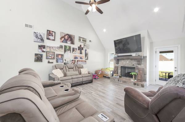 119 Providence Dr, Medina, TN 38355