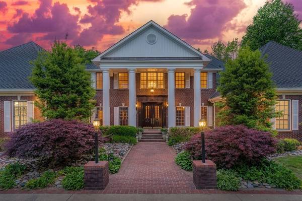 2081 Mossy Oak Cir, Clarksville, TN 37043