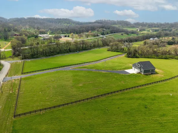3327 Booker Ridge Rd, Mount Pleasant, TN 38474